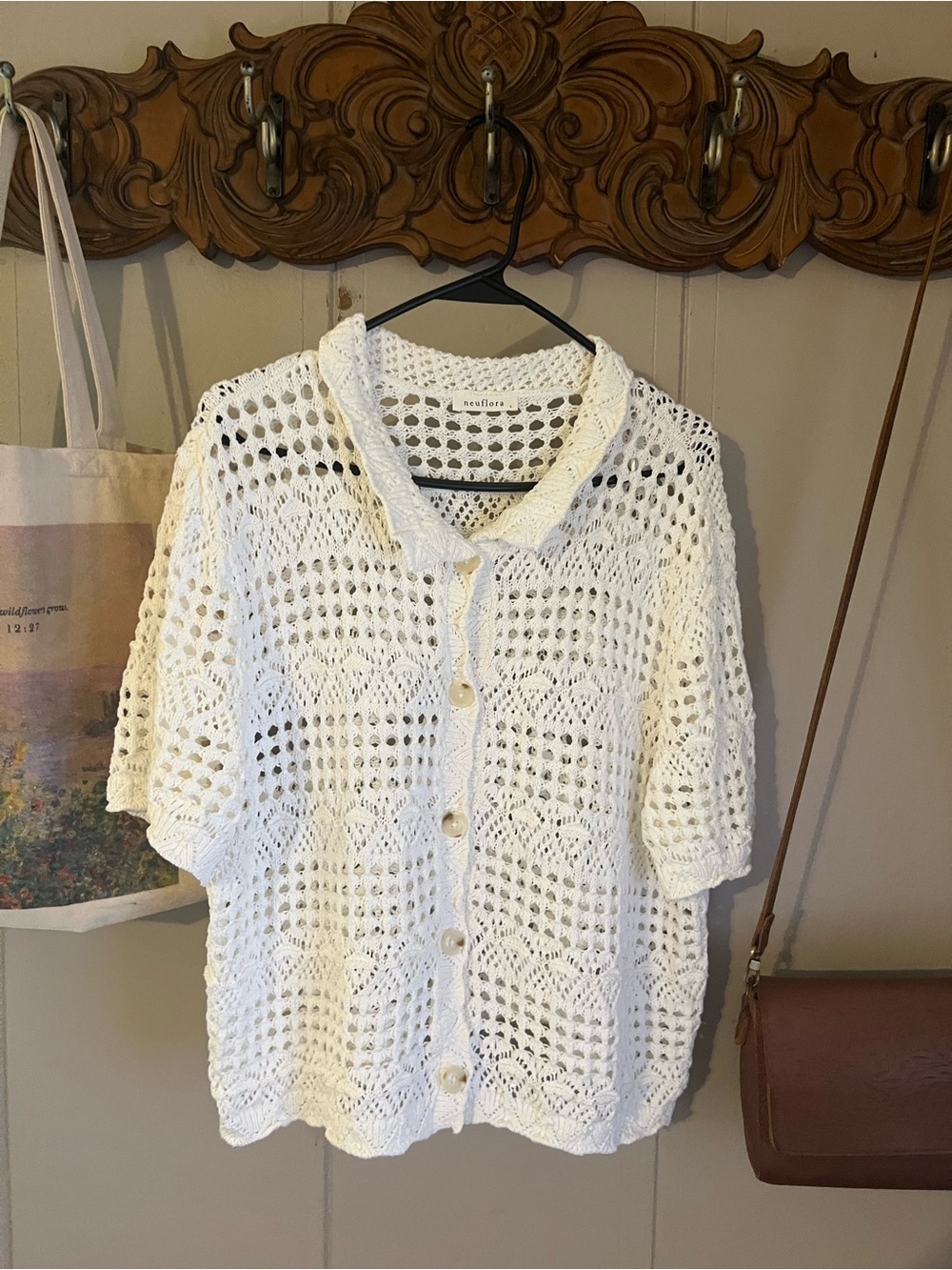 Neuflora White Button-Front Cardigan Sweater
